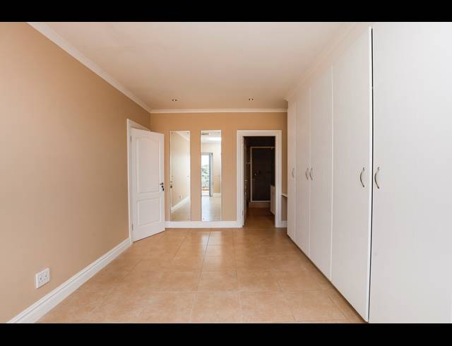 3 BEDROOM APARTMENT FOR SALE IN LA LUCIA